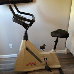 Life Cycle Exercise Bike