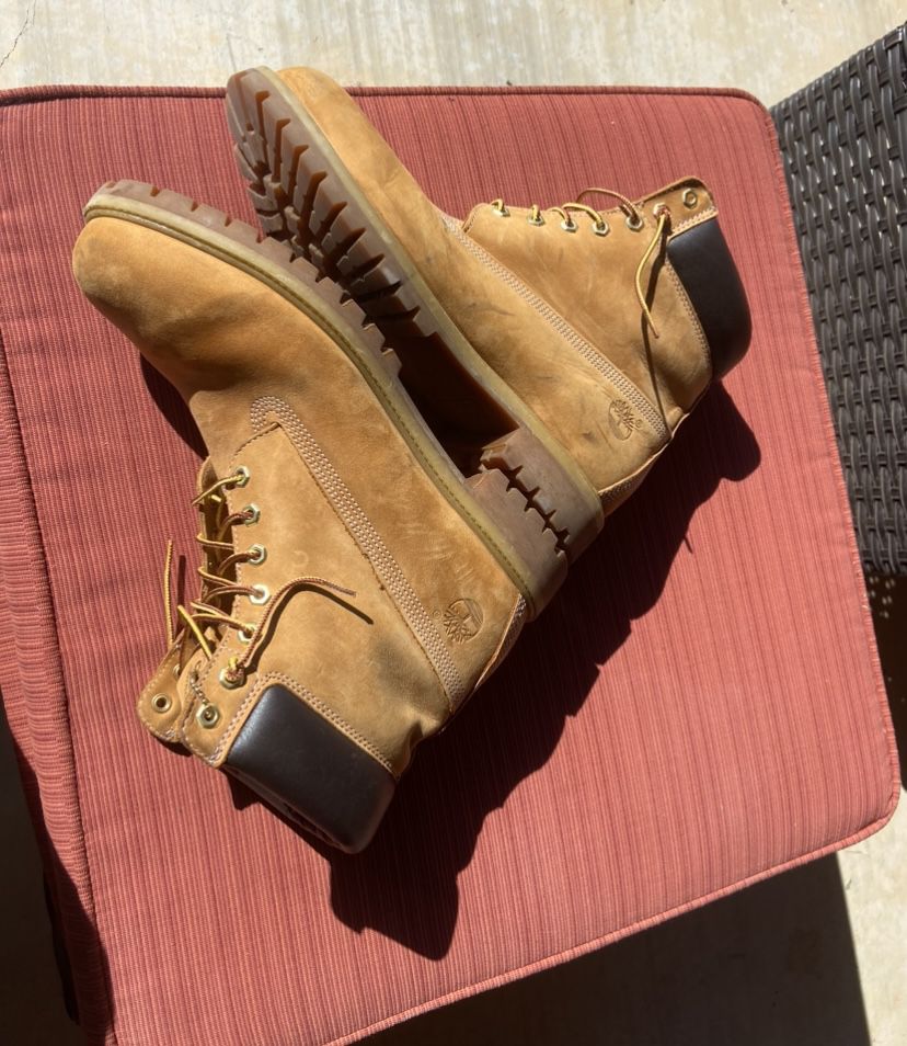 TIMBERLAND BOOTS 🥾 Men’s Size 13