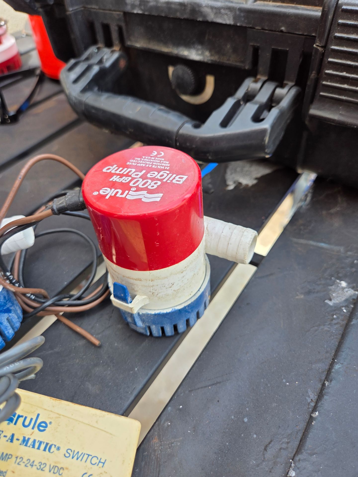 800 rule bilge pump price is each