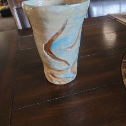 ART POTTERY VASE