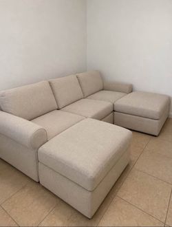 Sectional couch