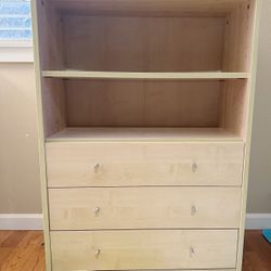Small bookshelf with drawers