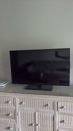 42” TV