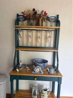 Buffet/ display/ glassware storage