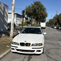2002 BMW 540i