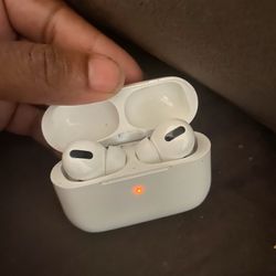 AirPods Pros