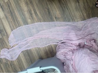 Pink table runners