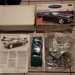 Testors #5301 1/24 CheZoom By Boyd Full Detail Model Kit