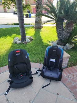 Car seats (like new) $60 each / $120 together