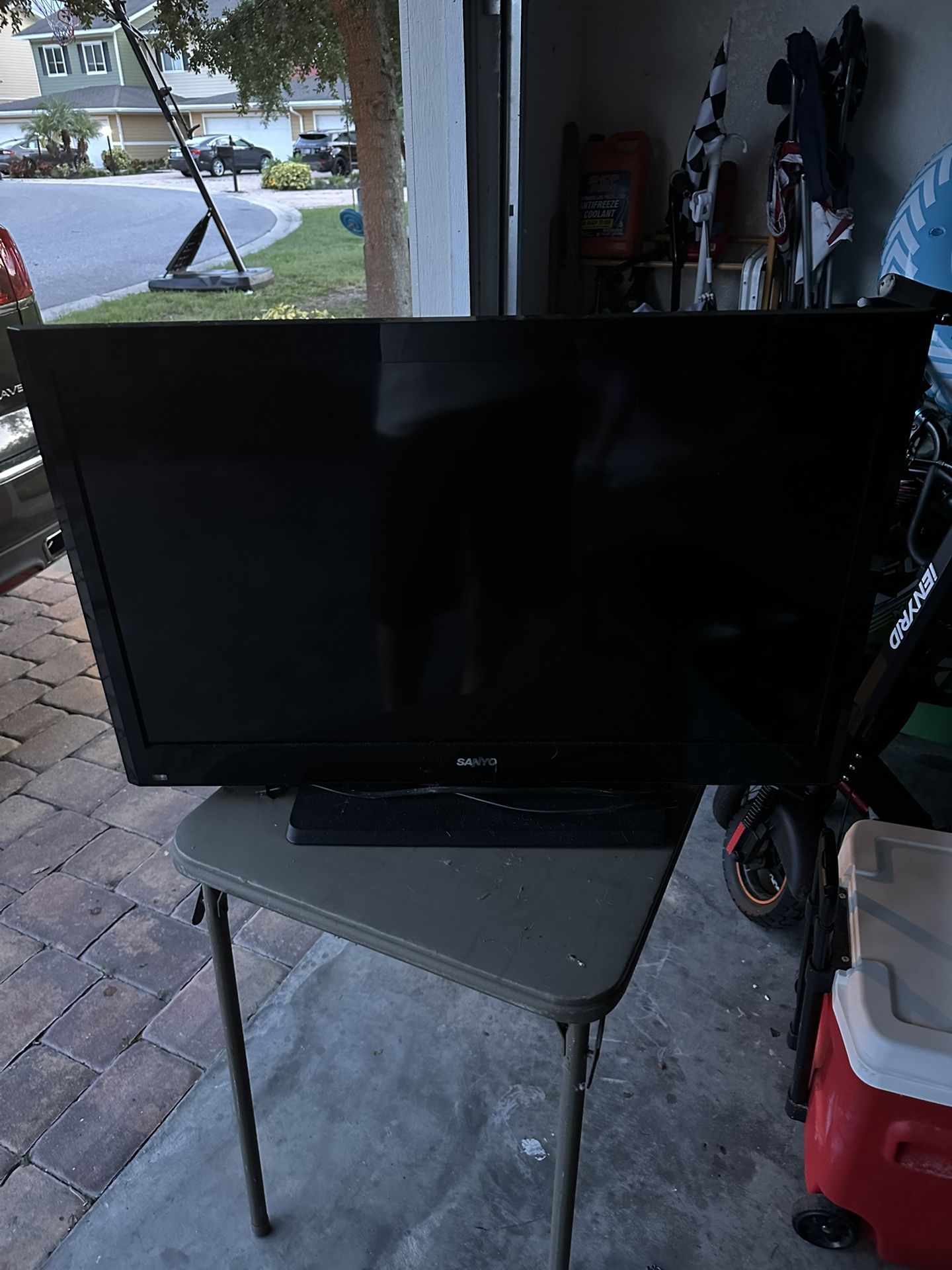 32 Inch tv Sceptre TV