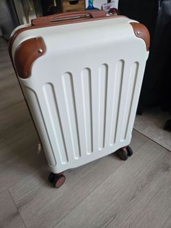 ✨ BRAND NEW Vintage Style 20" Carry-On Set + Crossbody Bag & Tote Bag – Only $35! 🌟