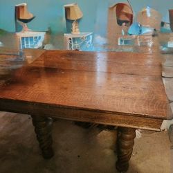 Oak table 