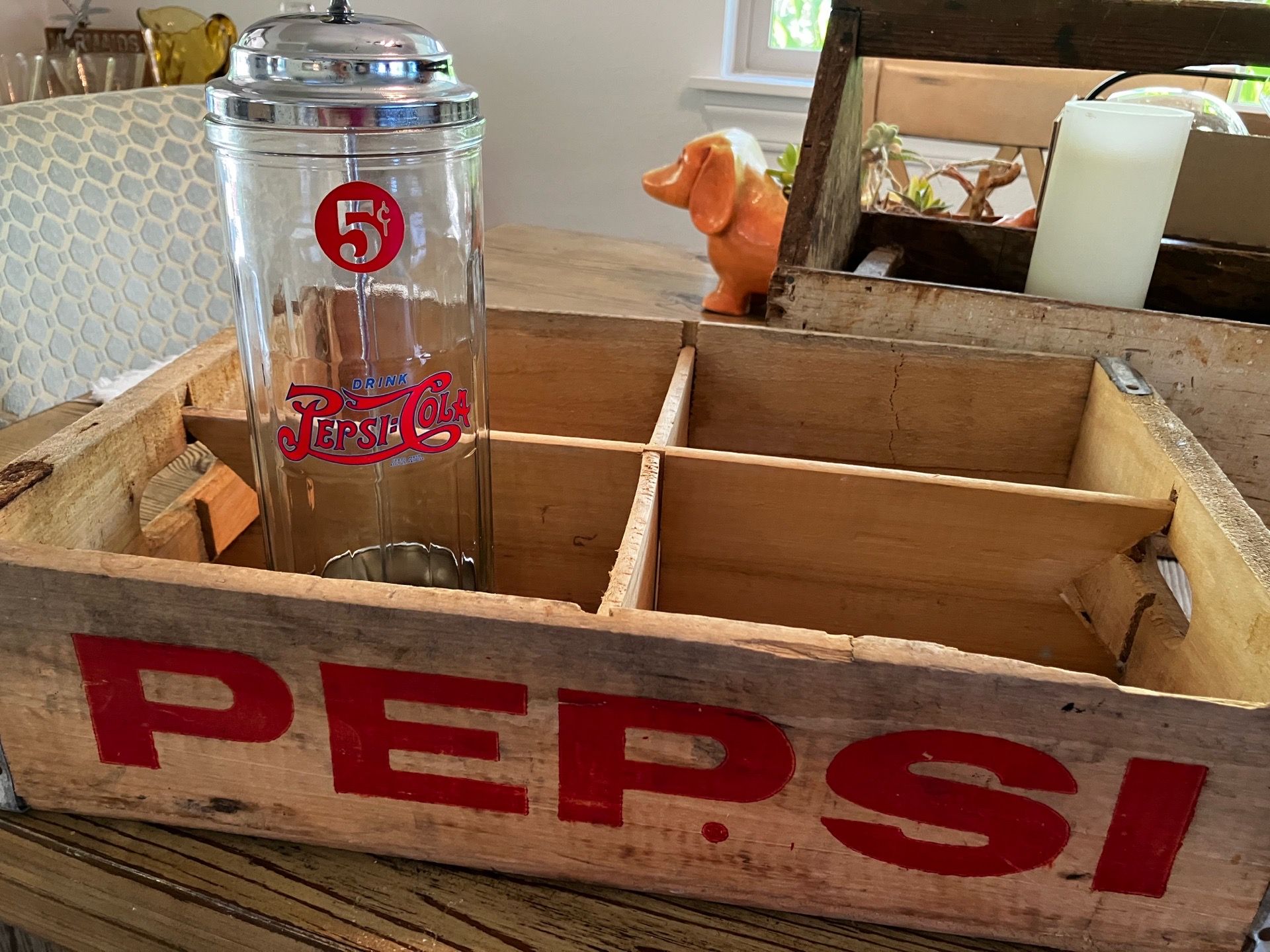 Vintage Pepsi items wooden crate/Pepsi straw holder in great condition $30 each or $50 for the set