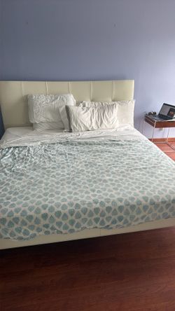 Poltrona Frau Bed