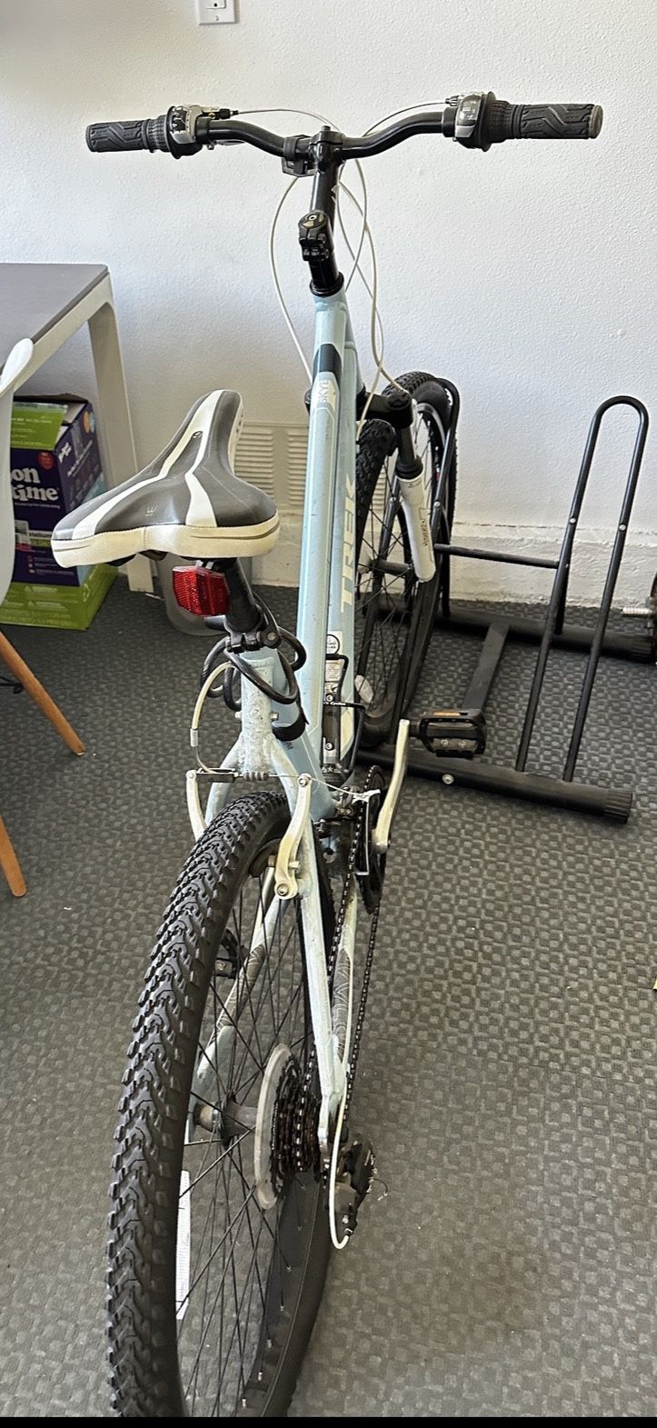 26 In Women’s Bike