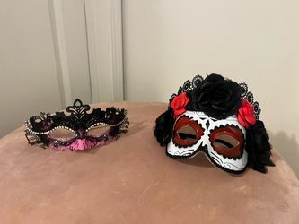 Set of 2 Costume Masquerade Masks