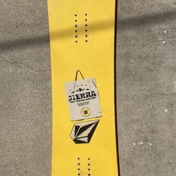 Signal Sierra Snowboard