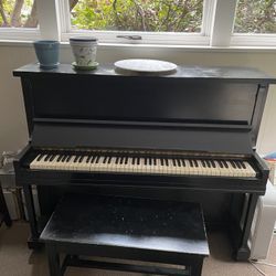 Vintage Piano 