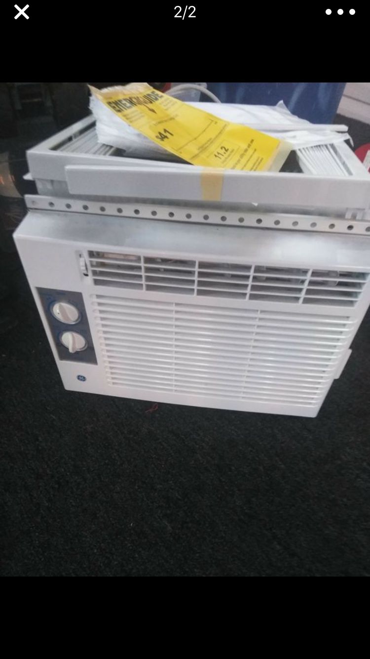 HE 5000 BTU AC air conditioner