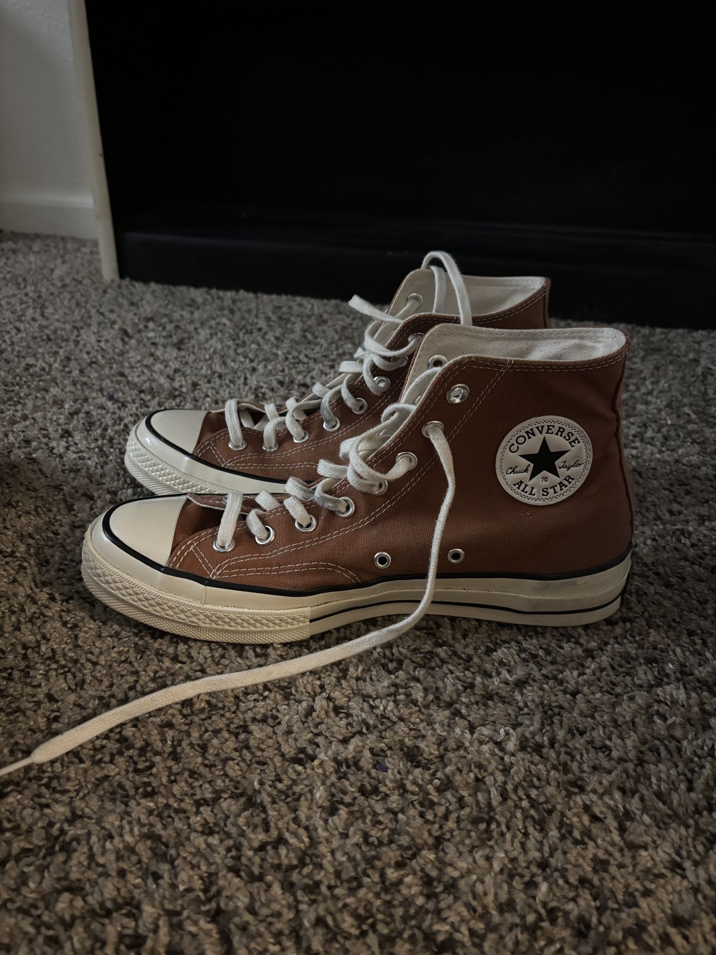 Size 9- Brown Converse Chuck Taylor 70’s