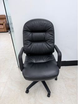 Office chair use