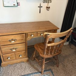 Desk And Chair 
