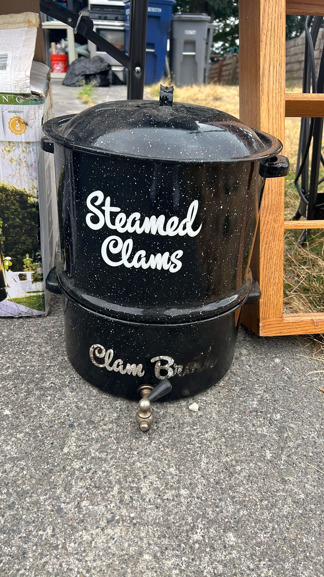 Clam Bath