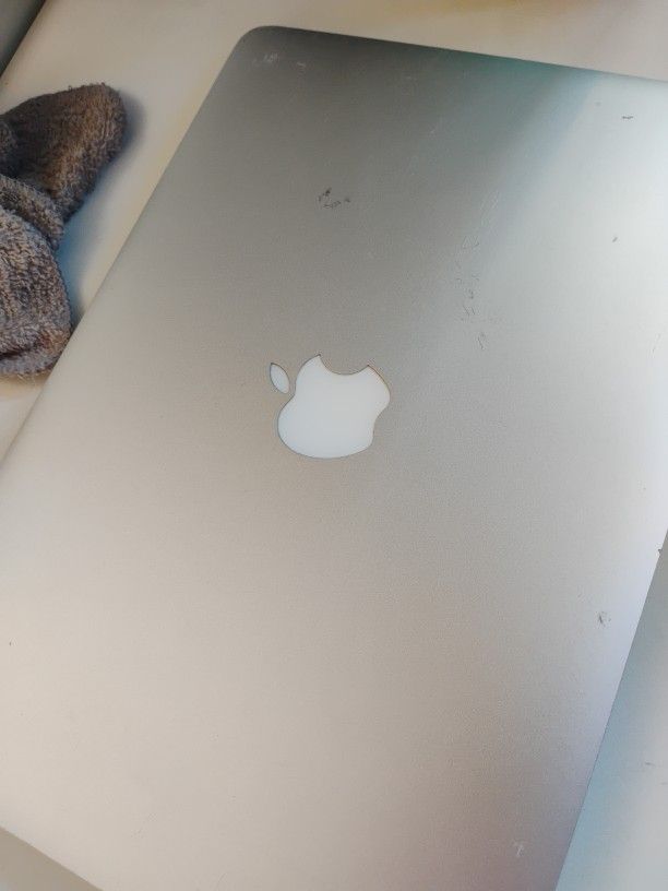 Apple MacBook Pro 2022