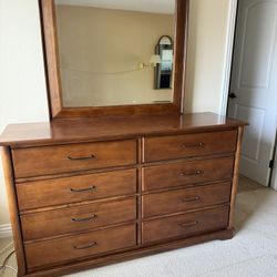 Dresser & Mirror 