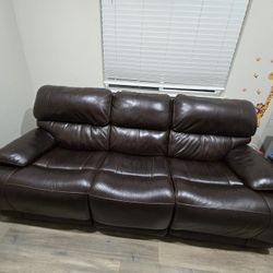 Thomasville Leather Recliner From Costco Barely Used