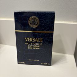 Versace Cologne 