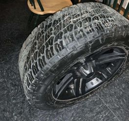 Selling for a friend asking 800 paid 1600