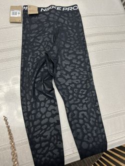 Nike Women’s XS Leopard Print Leggings **Brand New W/tags**