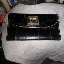 Dooney N Bourke Wallet