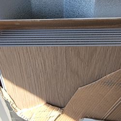 Luxury Vinyl Plank, Oak Color