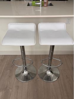 Set of 2 White Adjustable Bar Stools