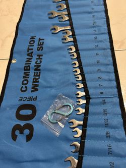 30 Piece Wrench set
