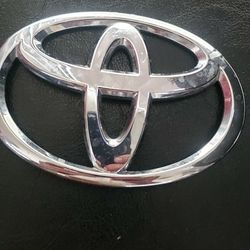 Toyota Emblem Rear Trunk OEM
