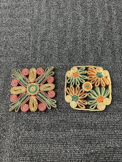 Vintage 90s Handmade Woven Straw Floral Trivet Set, 2pc