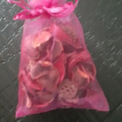 Potpourri Favor Bags 24