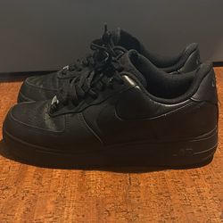 Black Air Forces Size 10