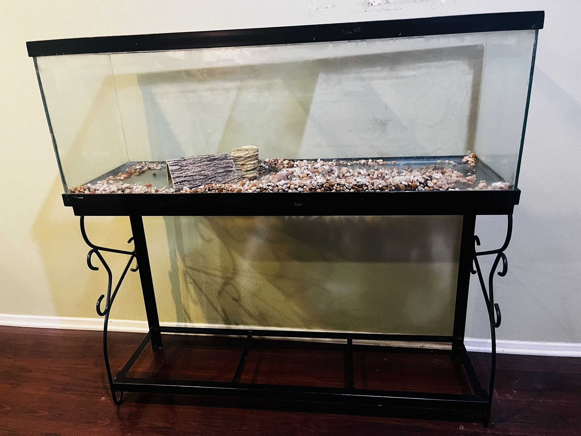 60 Gallon Tank With Stand