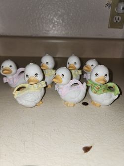 Little cute ducks for decorative purposes