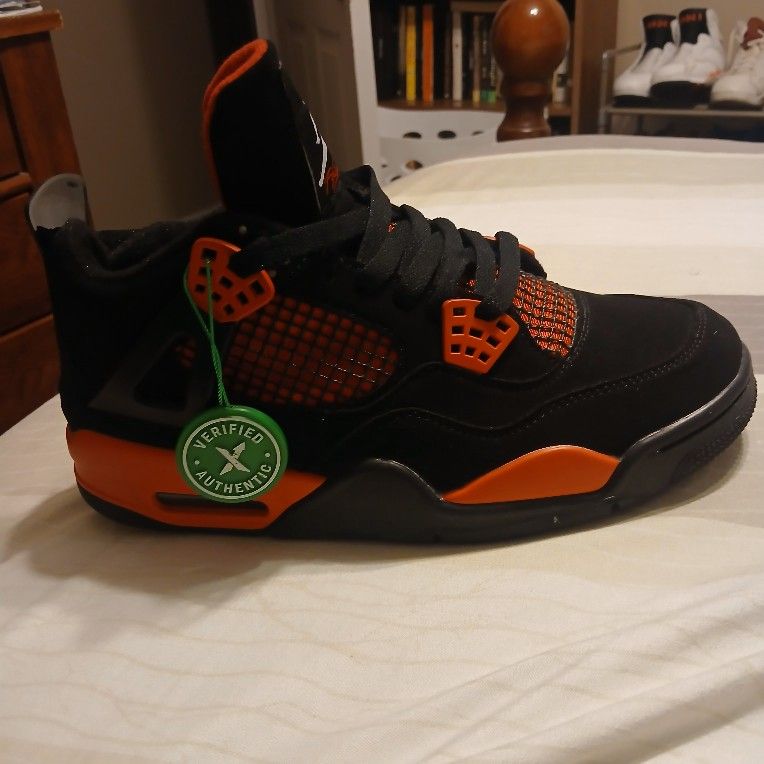 Jordan 4's