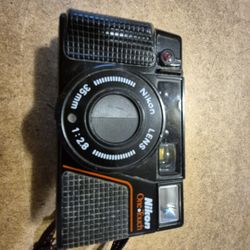 Nikon L35 Camera 