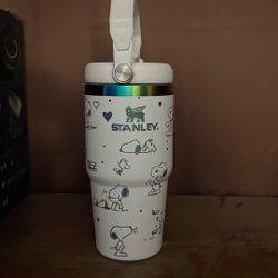 White Snoopy Stanley Cup 20oz/591ml