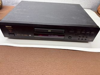 Denon DVD-2200 DVD SACD Player For Parts Repair As Is