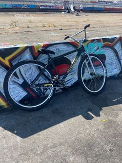 Throne 29er Black oud