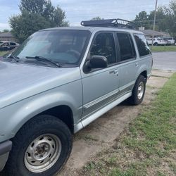 1996 Ford Explorer