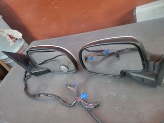 CHEVY AVALANCHE OEM TURN SIGNALS MIRRORS